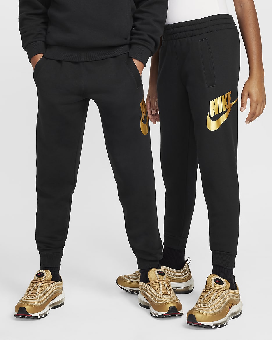 Nike Sportswear Club Fleece Older Kids' Joggers - Black/Metallic Gold