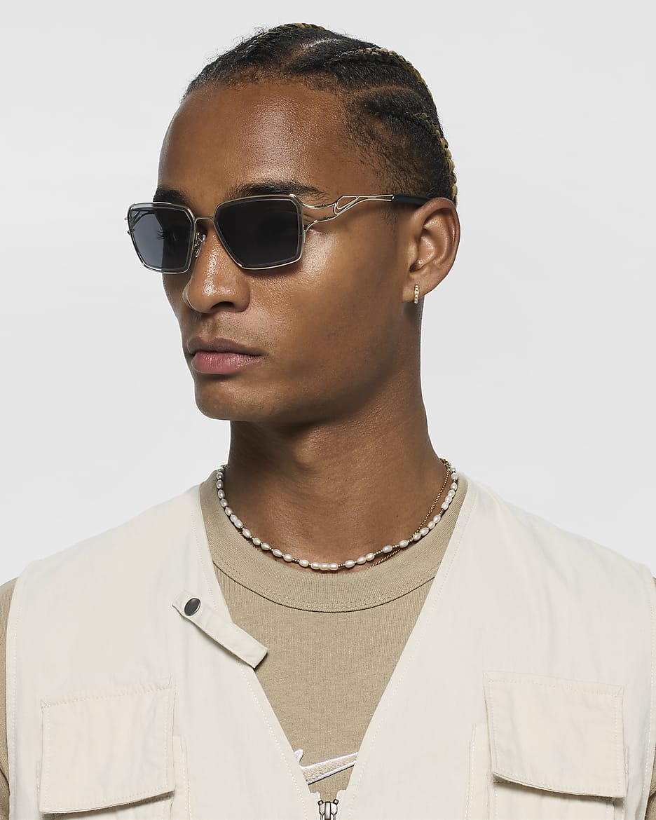 Nike Veil Prism Sunglasses - Silver