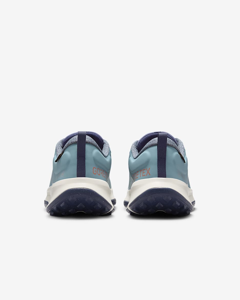 Sapatilhas de running para trilhos à prova de água Nike Juniper Trail 2 GORE-TEX para homem - Turquesa Denim/Azul Glacier/Vintage Coral/Midnight Navy