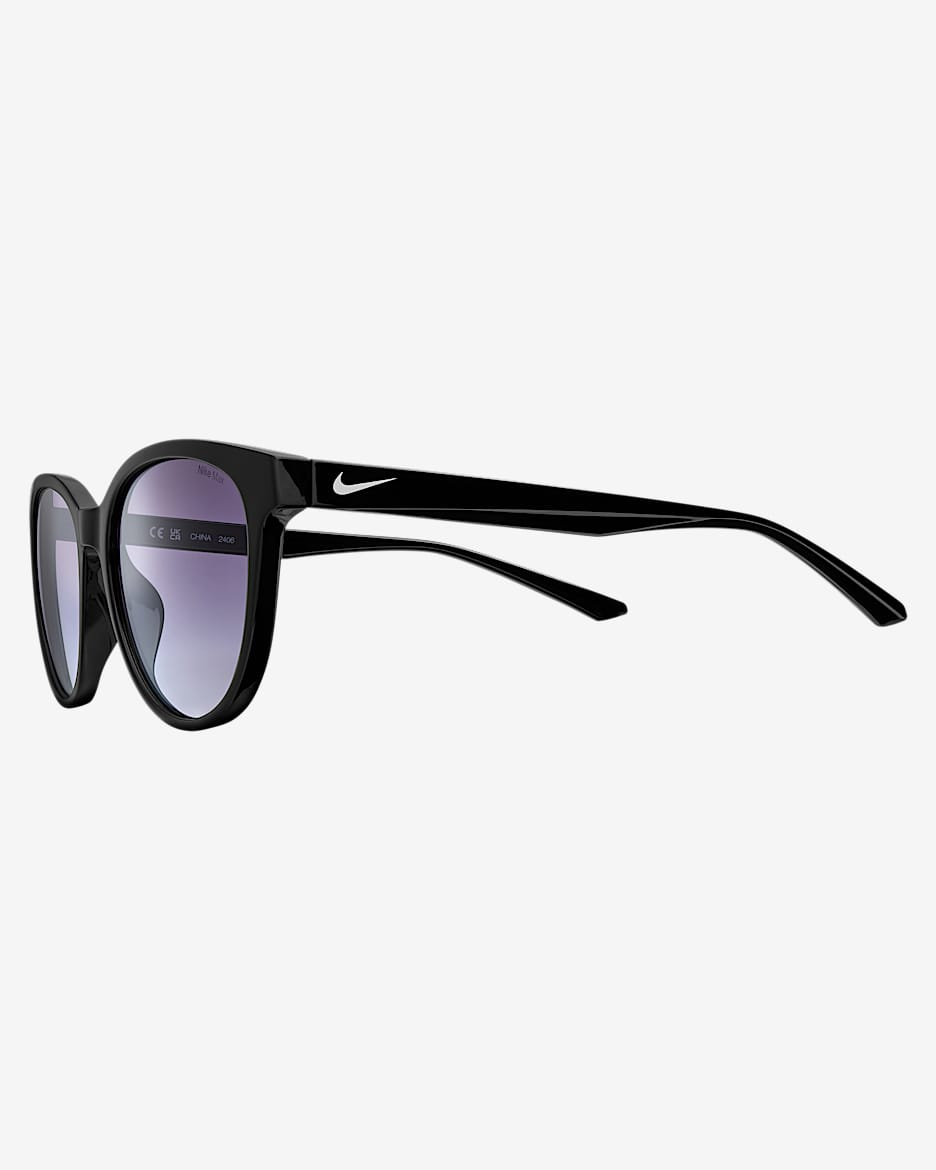 Nike Vital Trend Sunglasses - Black/Smoke