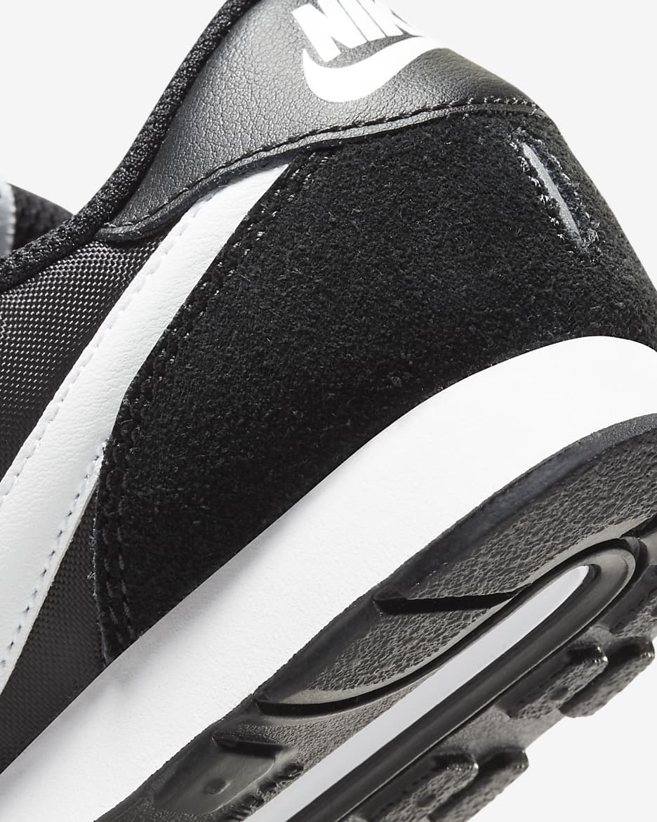 Nike MD Valiant cipő kisebb gyerekeknek - Fekete/Fehér