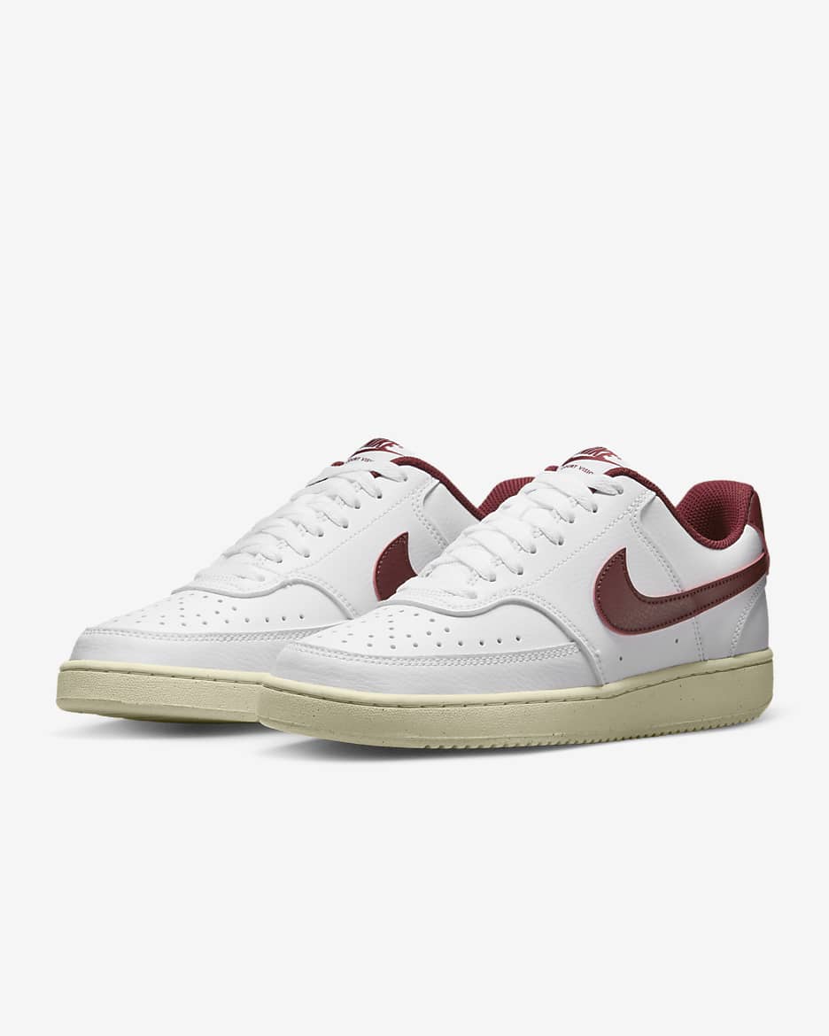 Nike Court Vision Low Next Nature damesko - Hvit/Muslin/Metallic Gold Star/Team Red