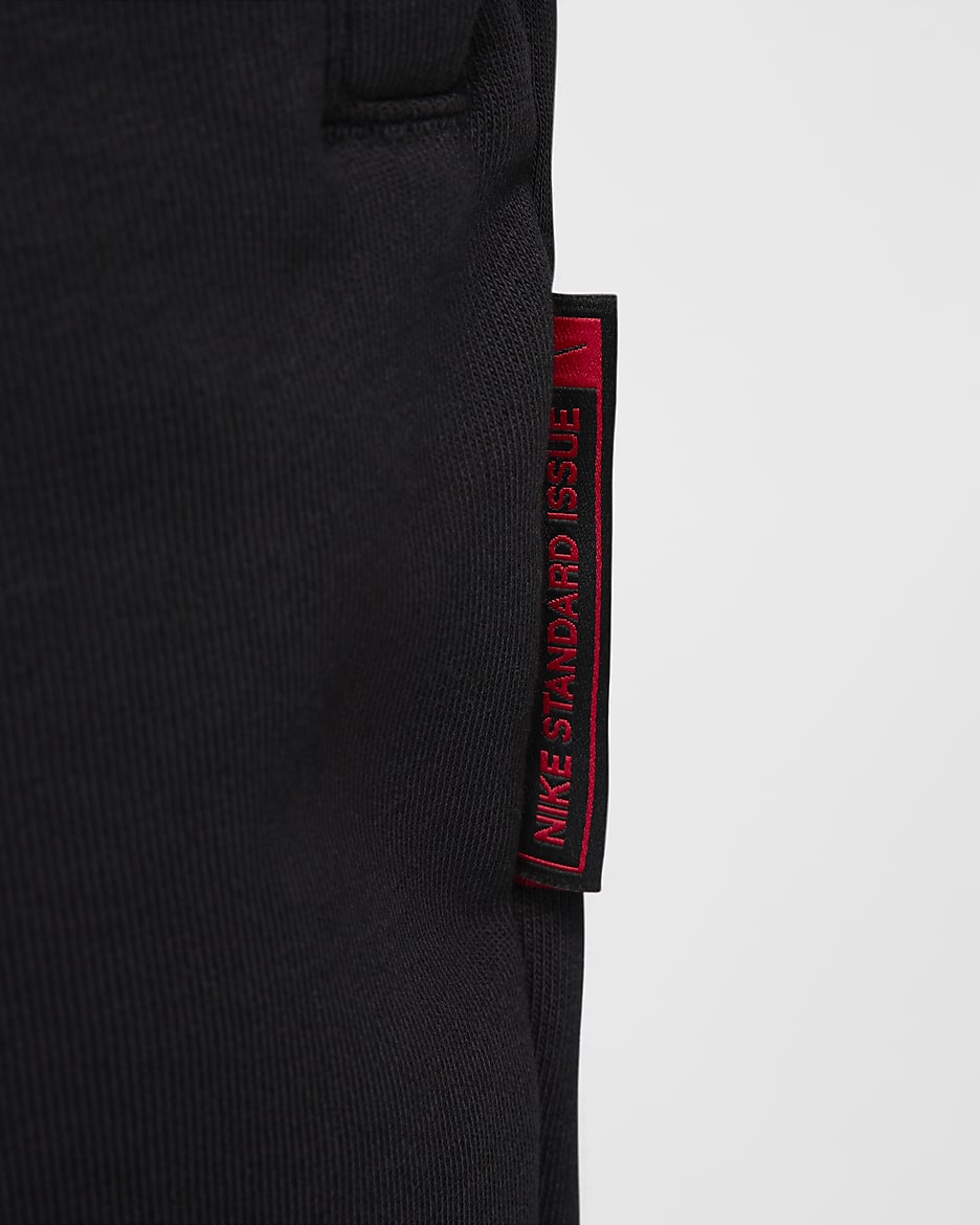 FC Barcelona Standard Issue Away Nike Dri-FIT Fußballhose mit schmal zulaufender Passform (Herren) - Schwarz/Schwarz