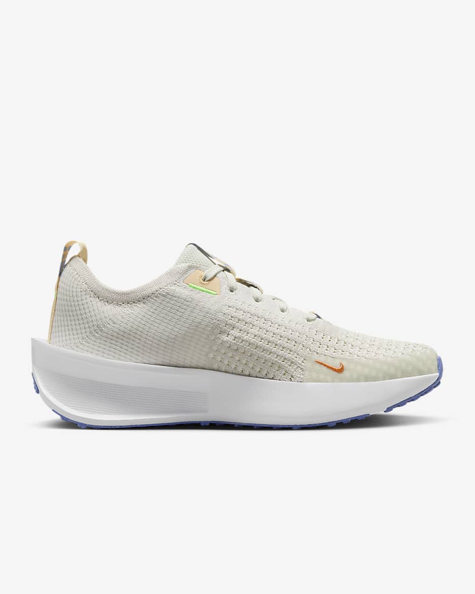 Nike Interact Run Women's Road Running Shoes - Light Bone/Sail/Ice Peach/Bright Mandarin