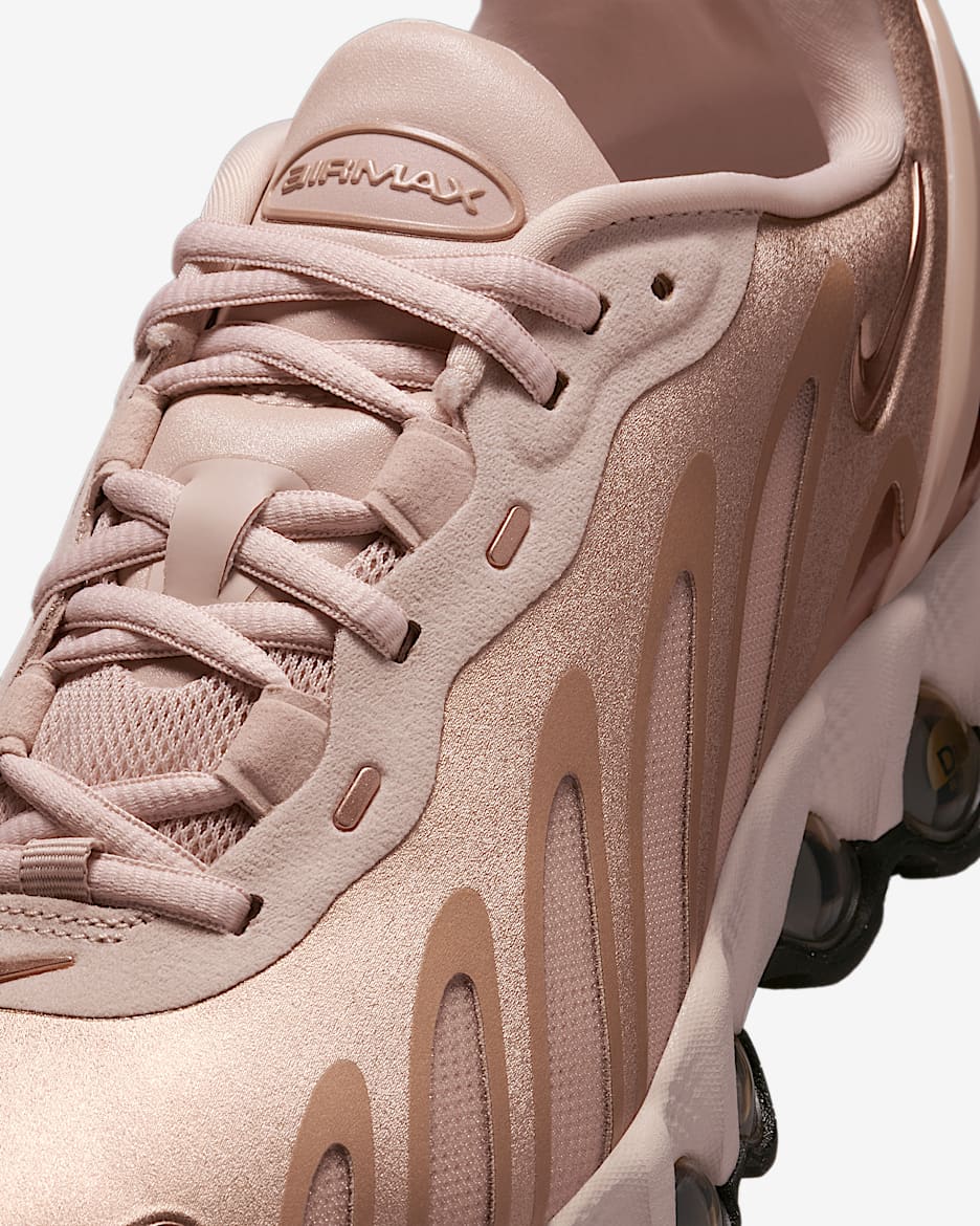 ナイキ エア マックス Dn8 ウィメンズシューズ - メタリックレッドブロンズ/パーティクルベージュ/ヘンプ/ブラック