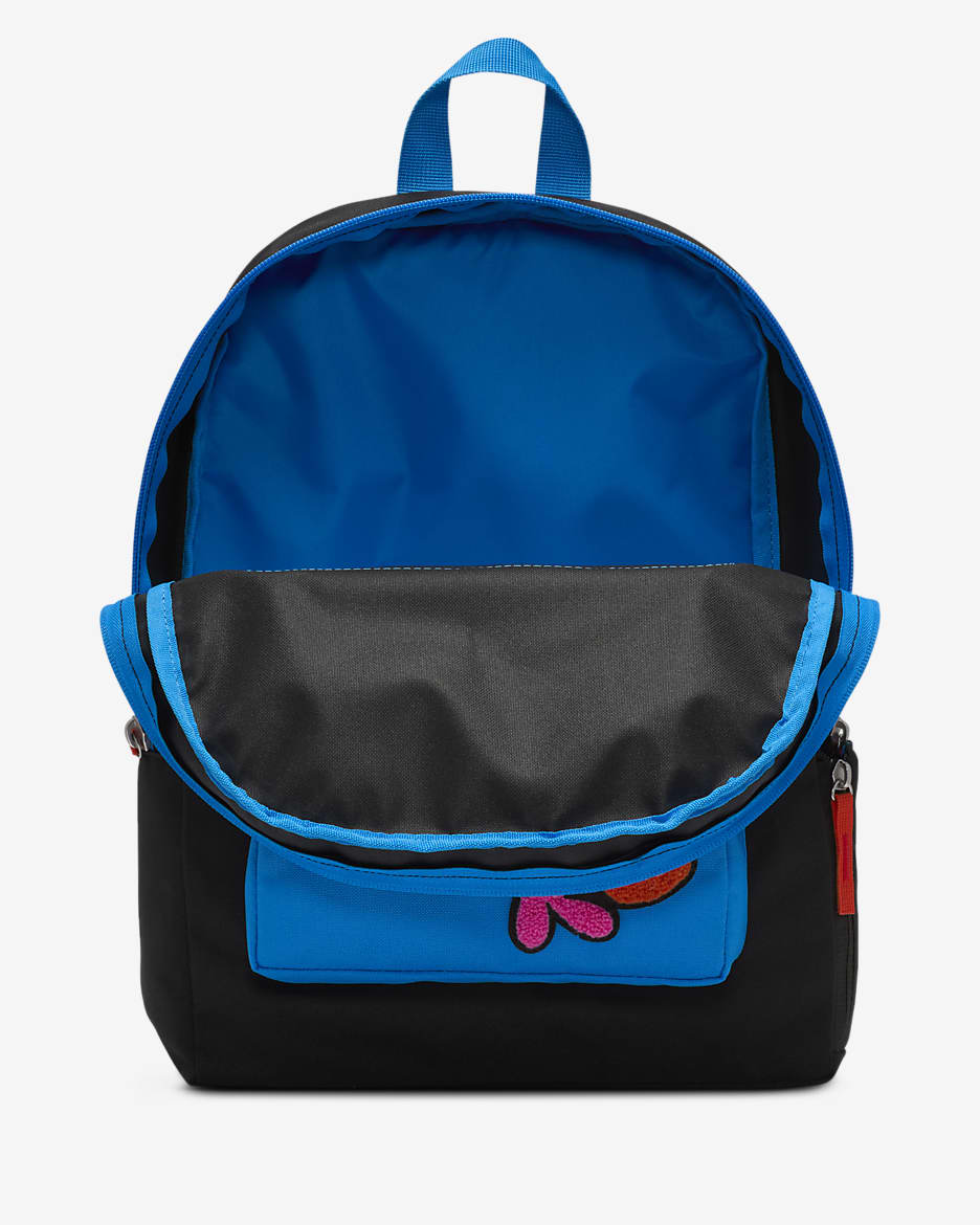 Nike Classic-rygsæk til børn (16 l) - sort/Photo Blue/Picante Red