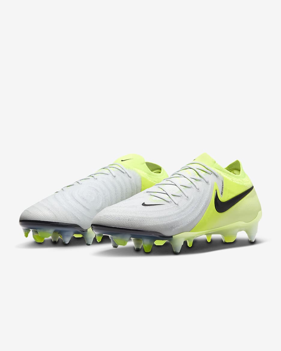 Nike Phantom GX 2 Elite SG Low-Top Football Boot - Metallic Silver/Volt/Black