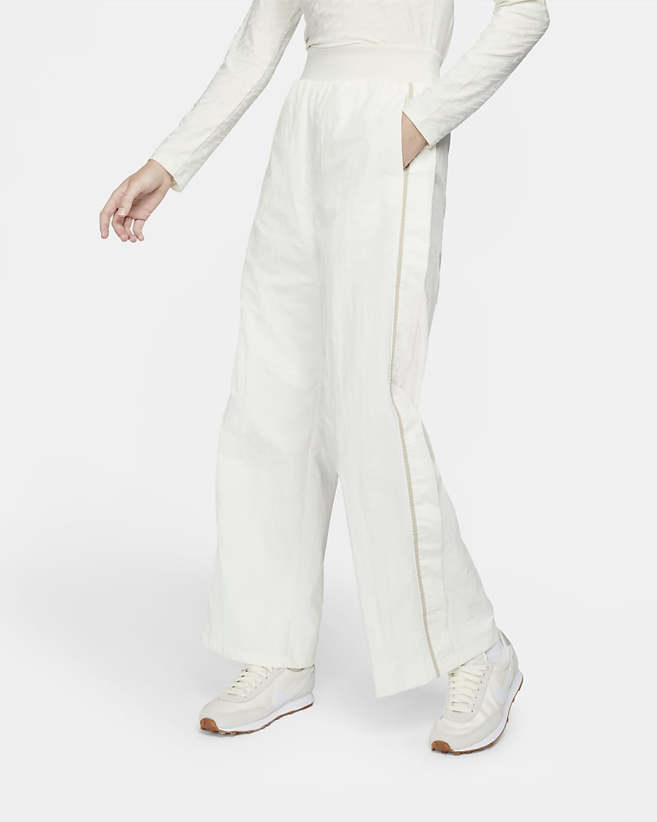 Pantalones de piernas anchas de tejido Woven para mujer Nike Sportswear Icon Clash - Vela/Ratán