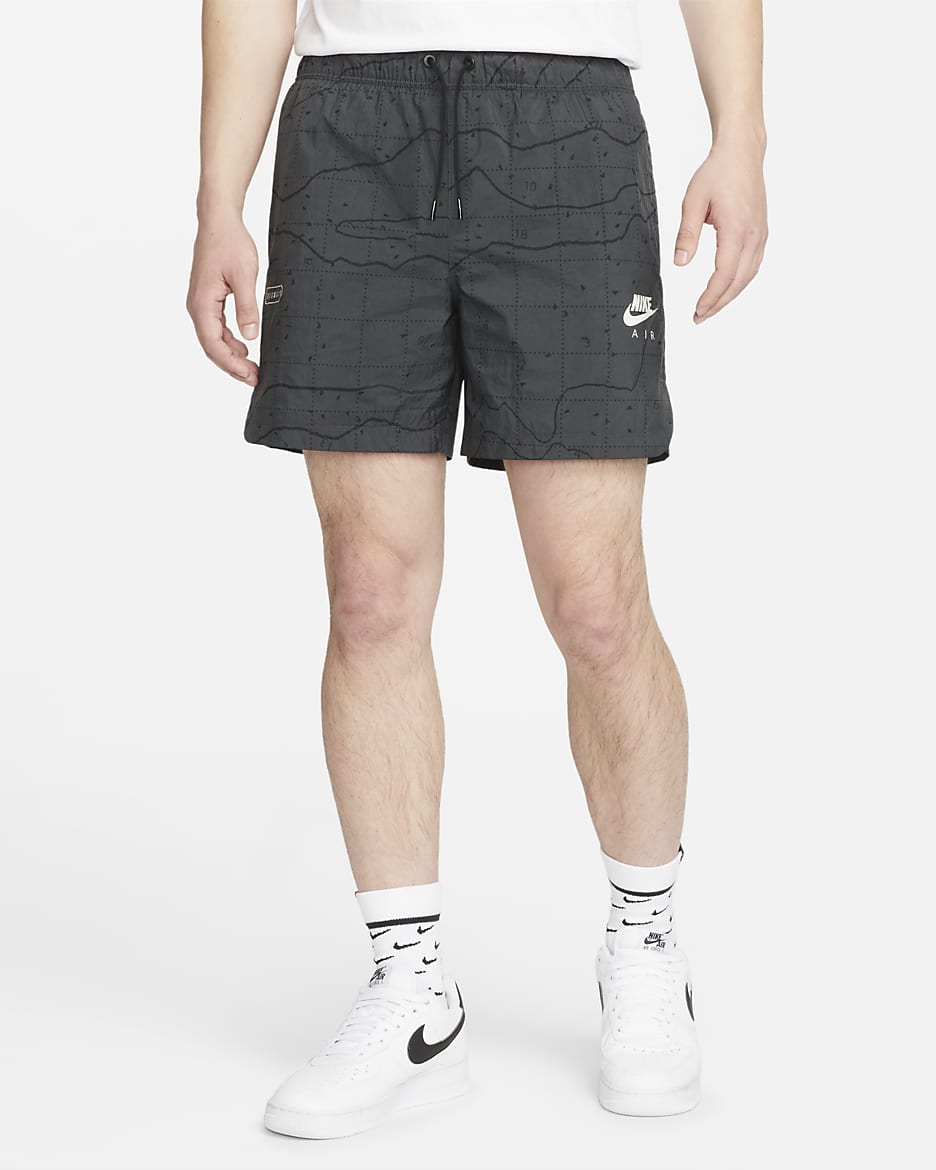 กางเกงขาสั้นแบบทอมีซับในผู้ชาย Nike Air - Anthracite/Light Bone