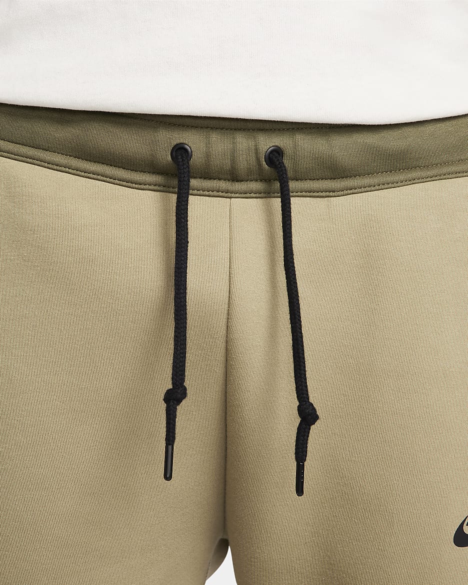 Pantaloni jogger Nike Sportswear Tech Fleece – Uomo - Neutral Olive/Medium Olive/Nero