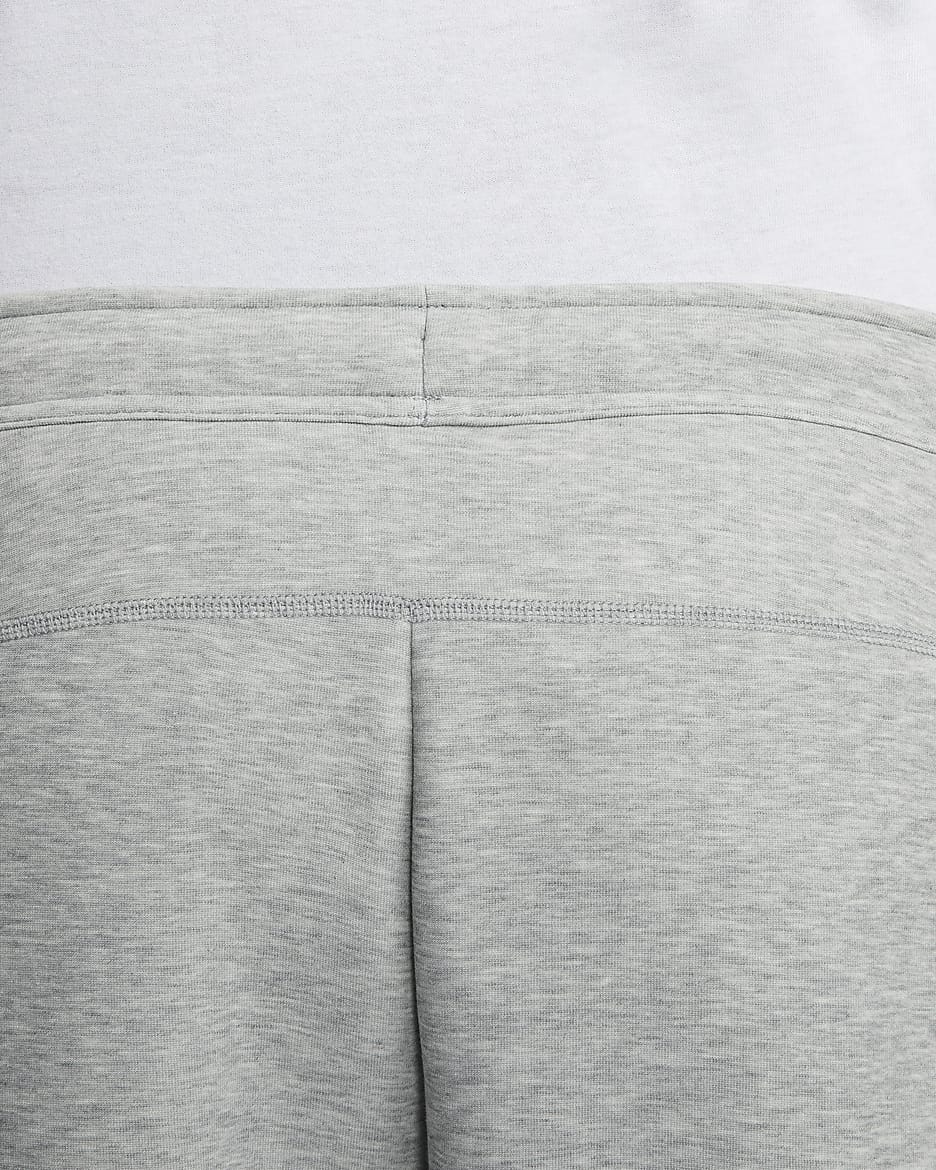 Nike Sportswear Tech Fleece nyitott szárú férfi melegítőnadrág - Dark Grey Heather/Fekete