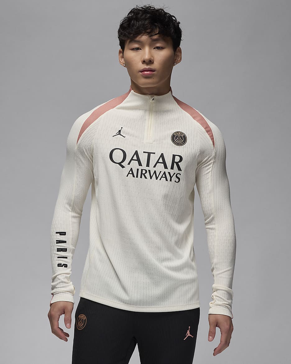 Męska treningowa koszulka piłkarska z dzianiny Jordan Dri-FIT ADV Paris Saint-Germain Strike Elite (wersja trzecia) - Pale Ivory/Rust Pink/Czerń