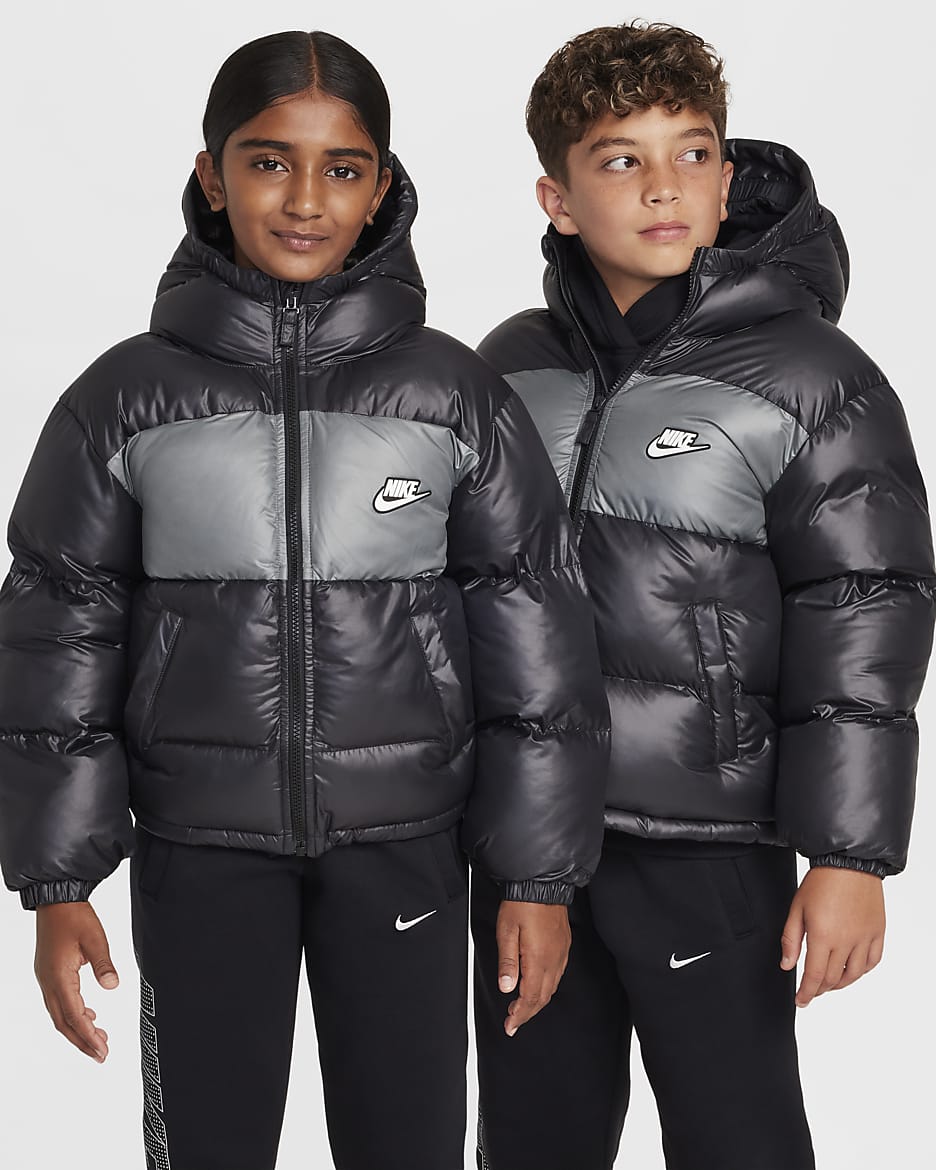 Nike Sportswear Heavyweight Synthetic Fill EasyOn Older Kids' Therma-FIT Repel Loose Hooded Jacket - Black/Smoke Grey/White/White