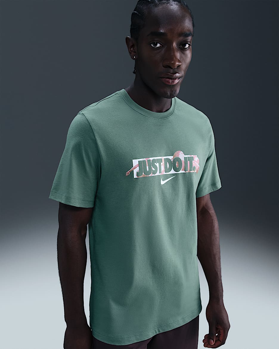Nike Men's T-Shirt - Clay Green