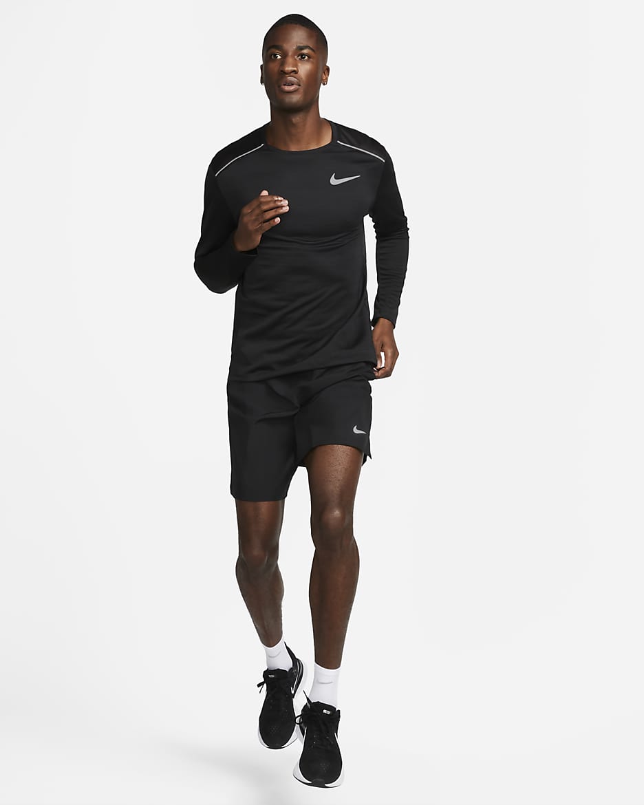 Nike Challenger Men's Dri-FIT 23cm (approx.) Unlined Versatile Shorts - Black/Black/Black