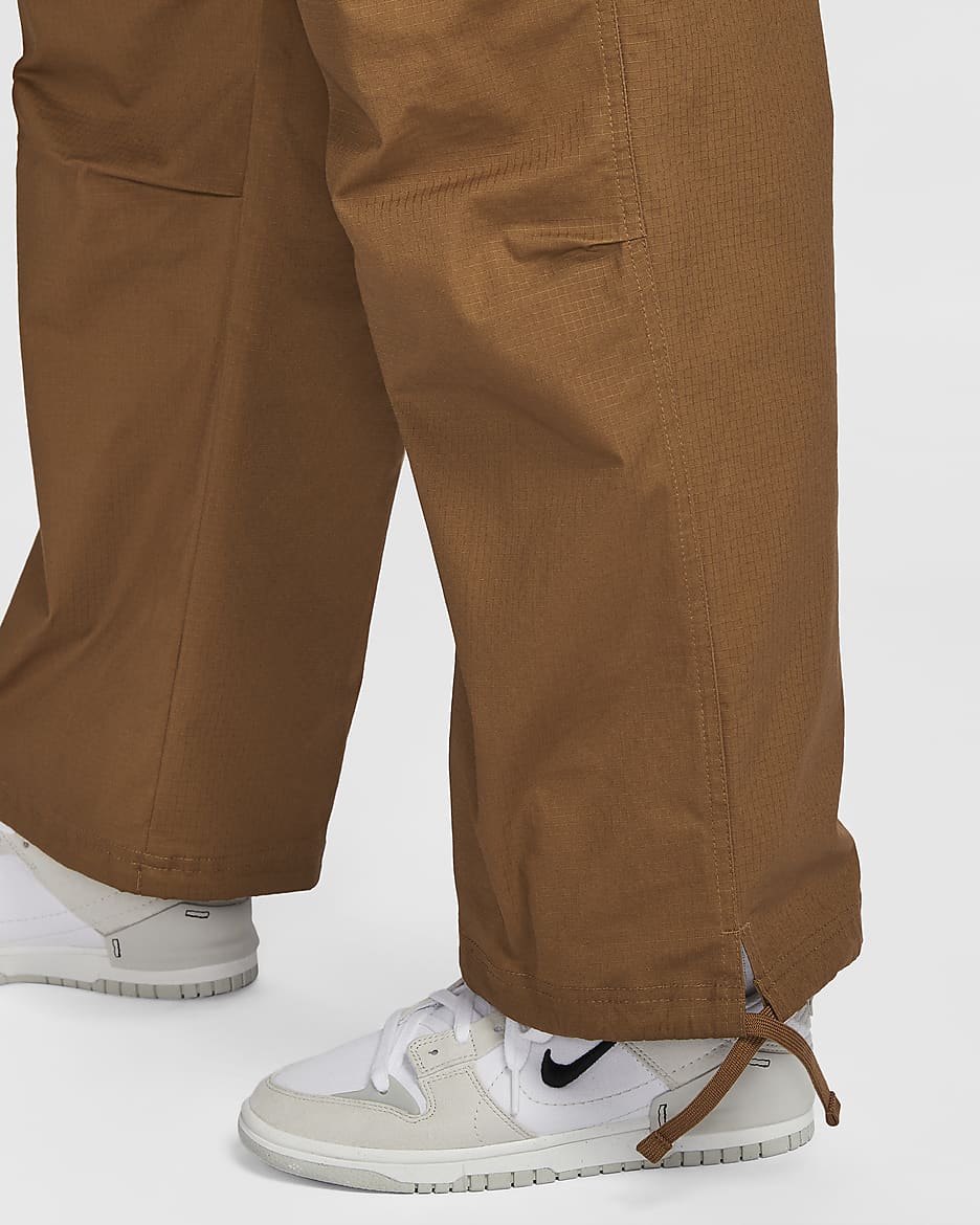 Nike Sportswear Women's Mid-Rise Cargo Trousers - Light British Tan/Black