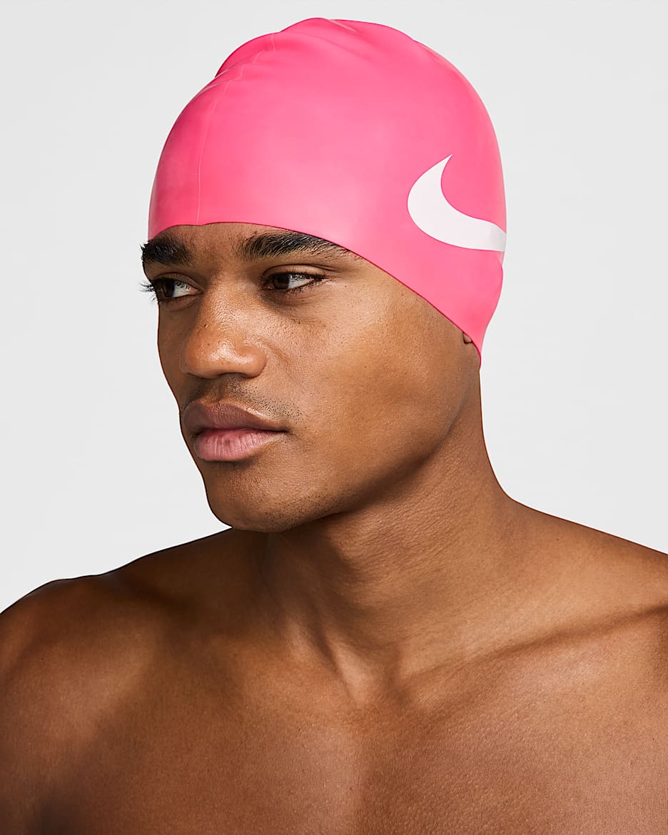 Gorra de natación Nike Swim Big Swoosh - Hiperrosa/Blanco