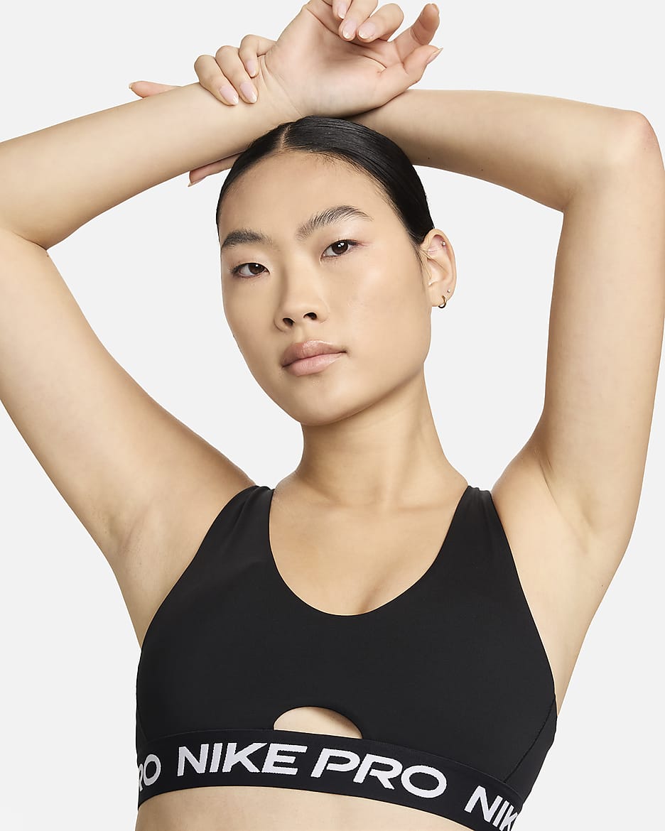 Nike Pro Indy Plunge Women's Medium-Support Padded Sports Bra - Black/White