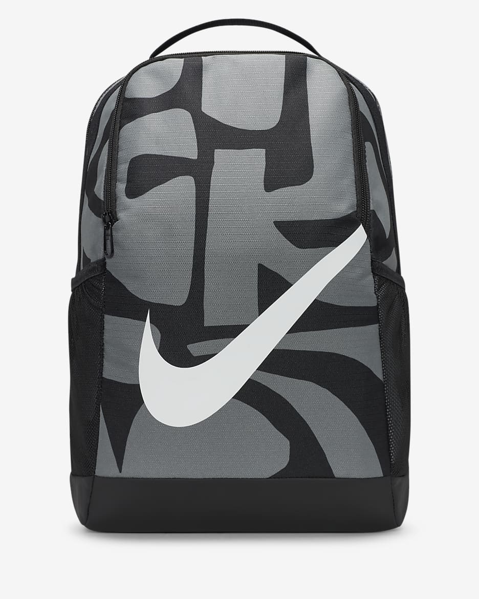 เป้สะพายหลังเด็ก Nike Brasilia (18 ล.) - ดำ/Smoke Grey/ขาว