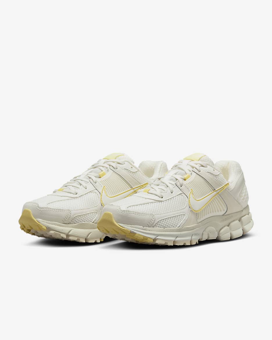 Nike Zoom Vomero 5 Women's Shoes - Sail/Pale Ivory/Soft Yellow/Sail