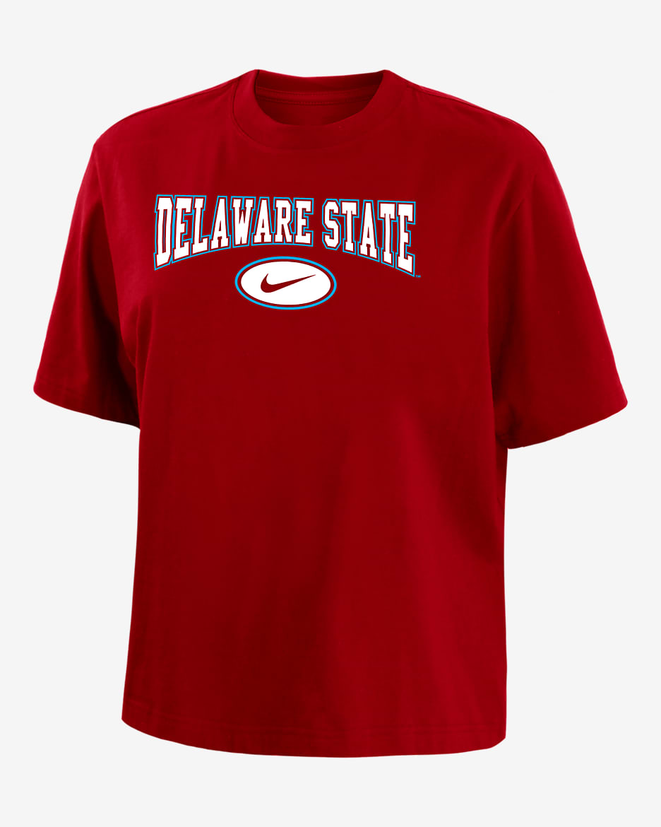 Playera de corte cuadrado universitaria Nike para mujer Delaware State - Rojo