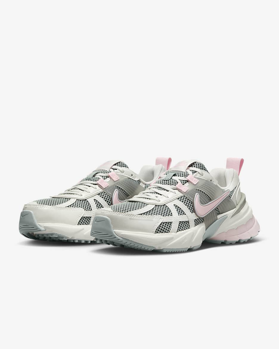 Chaussure Nike V2K Run - Light Pumice/Photon Dust/Metallic Summit White/Pink Foam