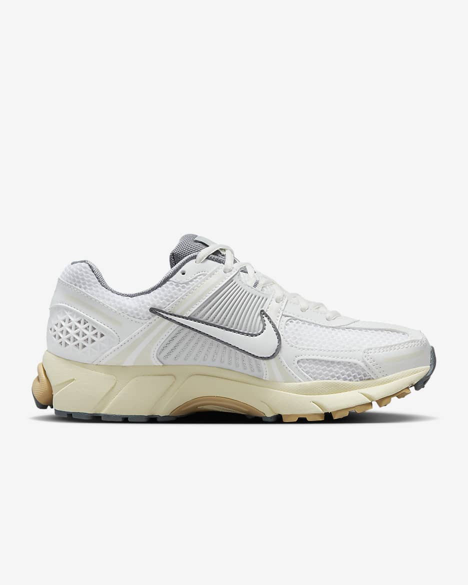 Chaussure Nike Zoom Vomero 5 pour femme - Summit White/Pure Platinum/Smoke Grey/Summit White