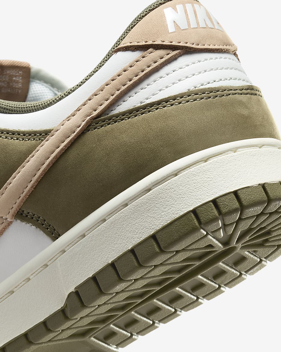 รองเท้าผู้ชาย Nike Dunk Low Retro Premium - Medium Olive/Summit White/Sail/Hemp