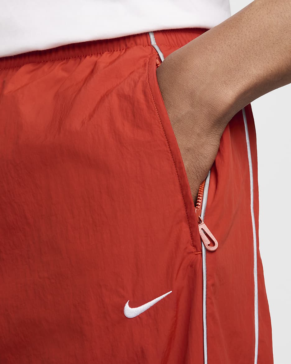 Pants de entrenamiento para hombre Nike Solo Swoosh - Rojo dragón/Blanco