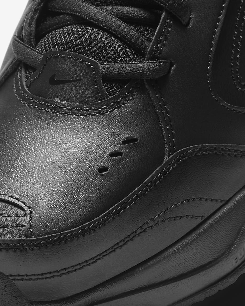 Scarpa da allenamento Nike Air Monarch IV – Uomo - Nero/Nero