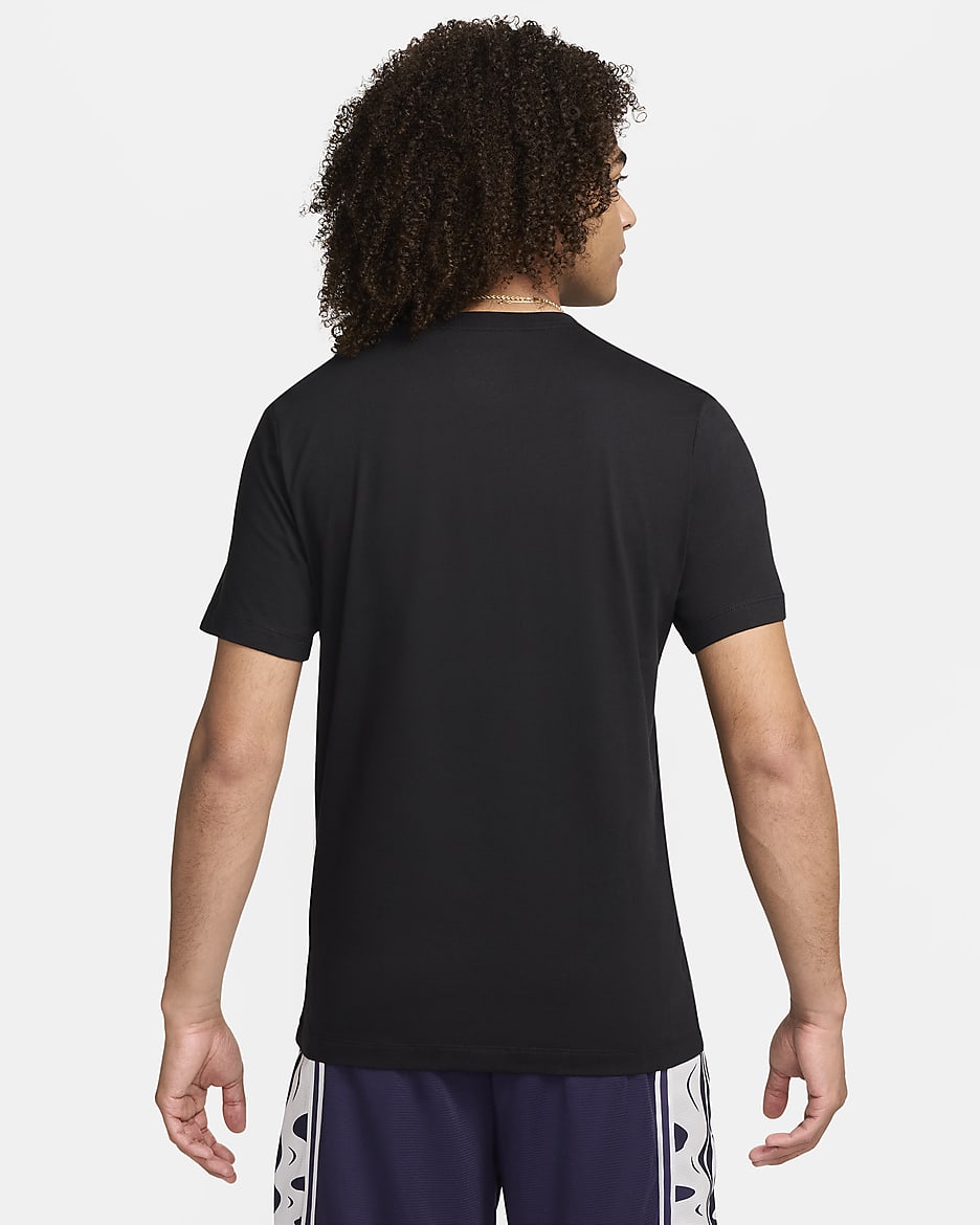 Nike Men's Basketball T-Shirt - Black