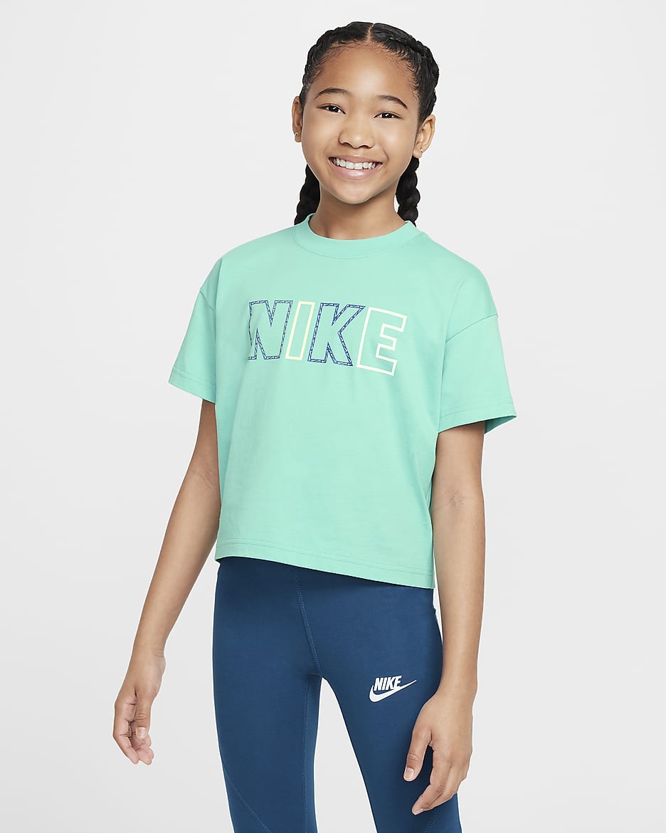 Nike Sportswear Essential Older Kids' (Girls') T-Shirt - Green Frost