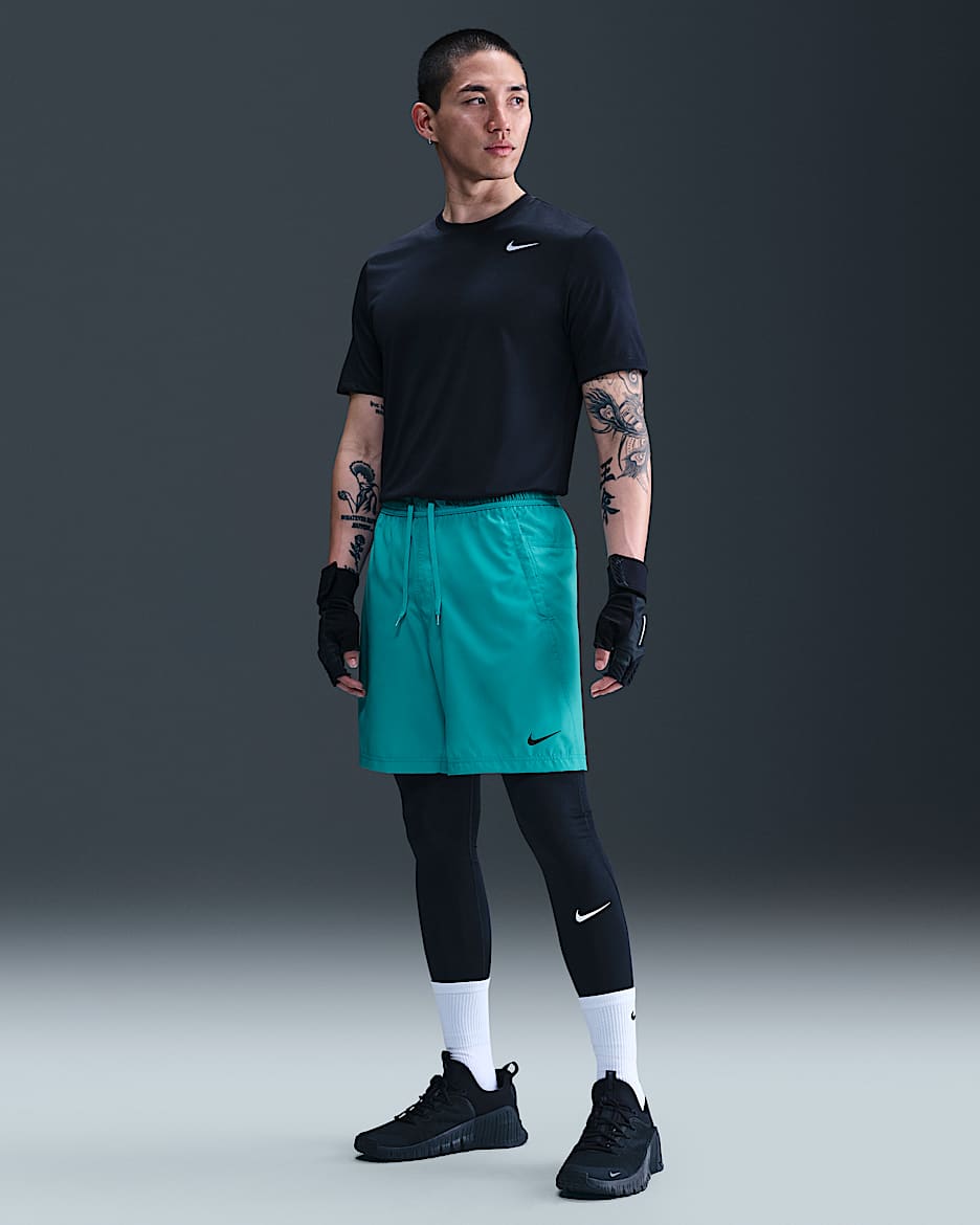 Nike Dri-FIT Form 男款 7" 無襯裡多功能短褲 - Dusty Cactus/黑色