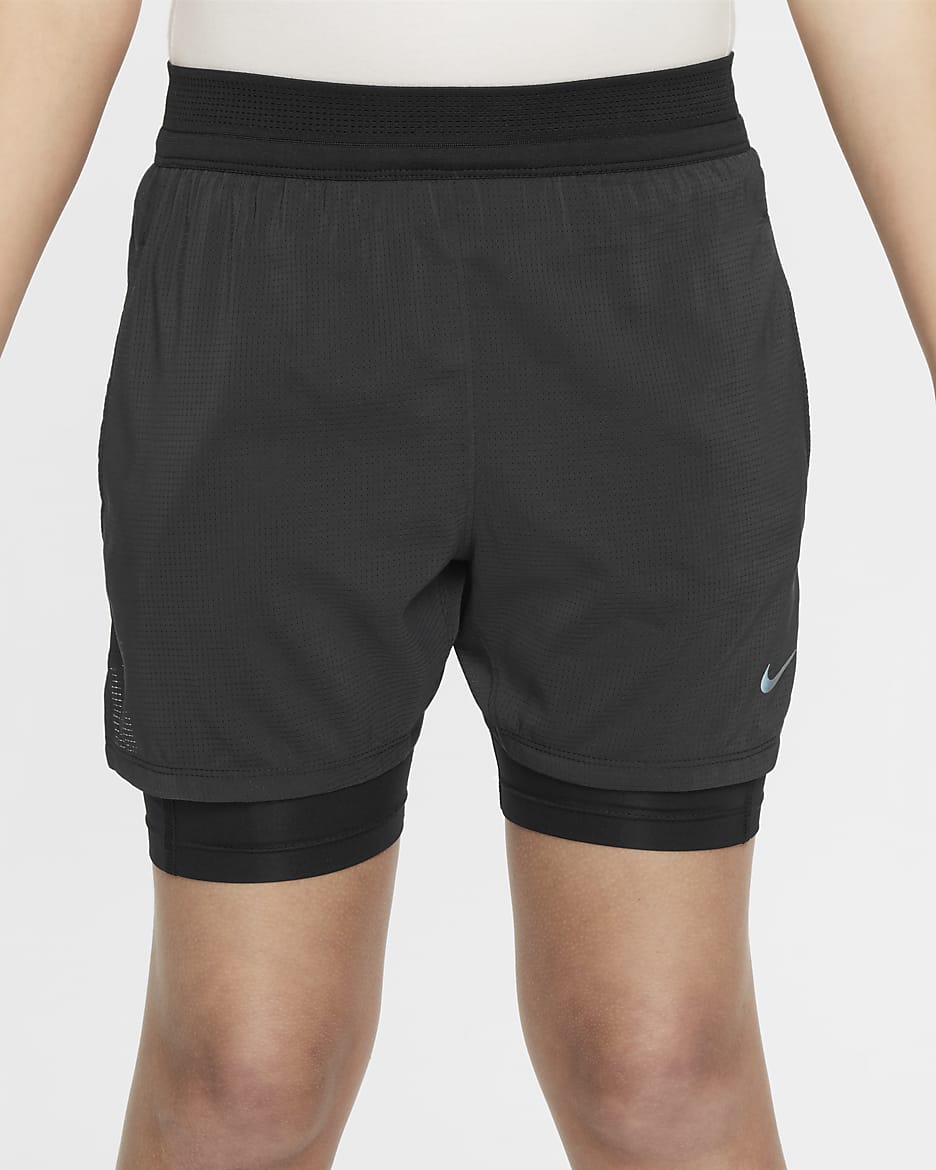 Nike Multi Tech Dri-FIT ADV edzőrövidnadrág nagyobb gyerekeknek (fiúknak) - Fekete/Fekete/Fekete