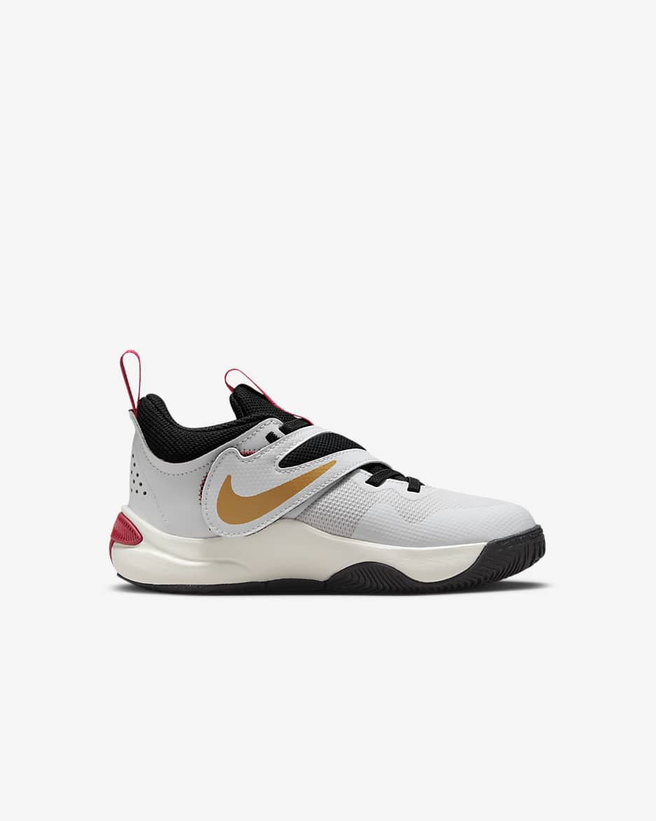 Nike Team Hustle D 11 Younger Kids' Shoes - White/Metallic Gold/University Red/Black