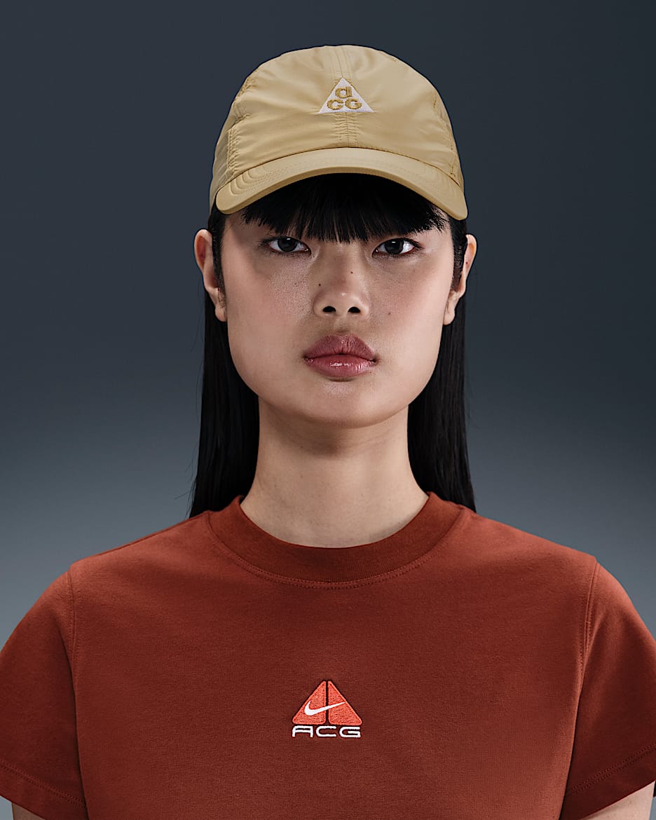 Gorra ACG sin estructura Nike Dri-FIT Club - Beige paracaídas