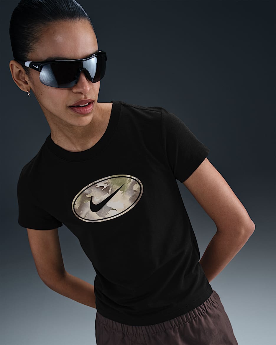 Nike Sportswear Women's Slim Short-Sleeve Tee - Black