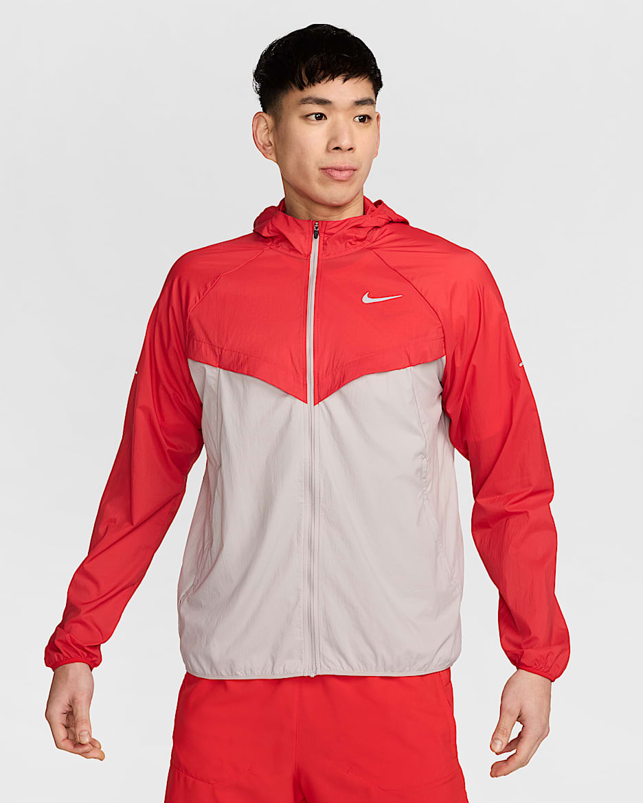 Nike Stride Men's Repel UV Running Jacket - University Red/College Grey