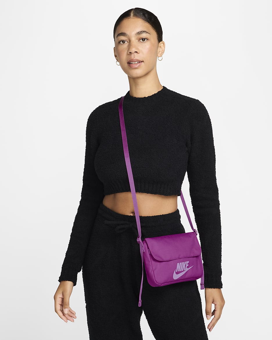 Nike Sportswear Women's Futura 365 Crossbody Bag (3L) - Hot Fuchsia/Hot Fuchsia/Rush Fuchsia