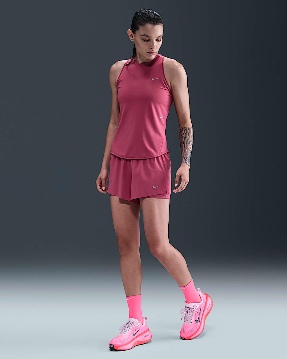 Short de running 2-en-1 taille mi-haute Dri-FIT Nike Swift pour femme - Sweet Beet