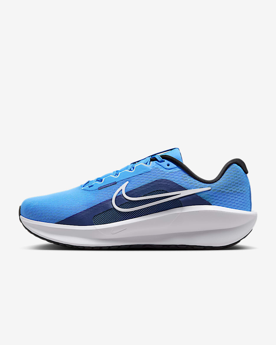 Tenis de correr en pavimento para hombre (extraancho) Nike Downshifter 13 - Azul universitario/Azul vacío/Azul glacial/Blanco