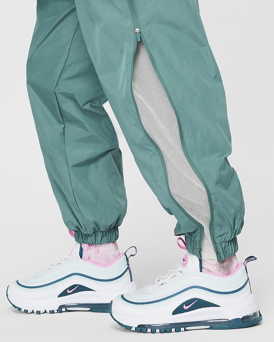 Nike Sportswear Older Kids' (Girls') Woven Trousers - Bicoastal/Light Bone