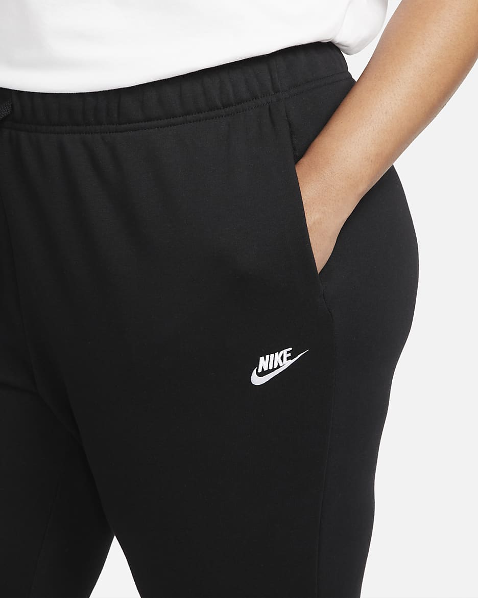 Nike Sportswear Club Fleece Women's Mid-Rise Joggers (Plus Size) - Black/White