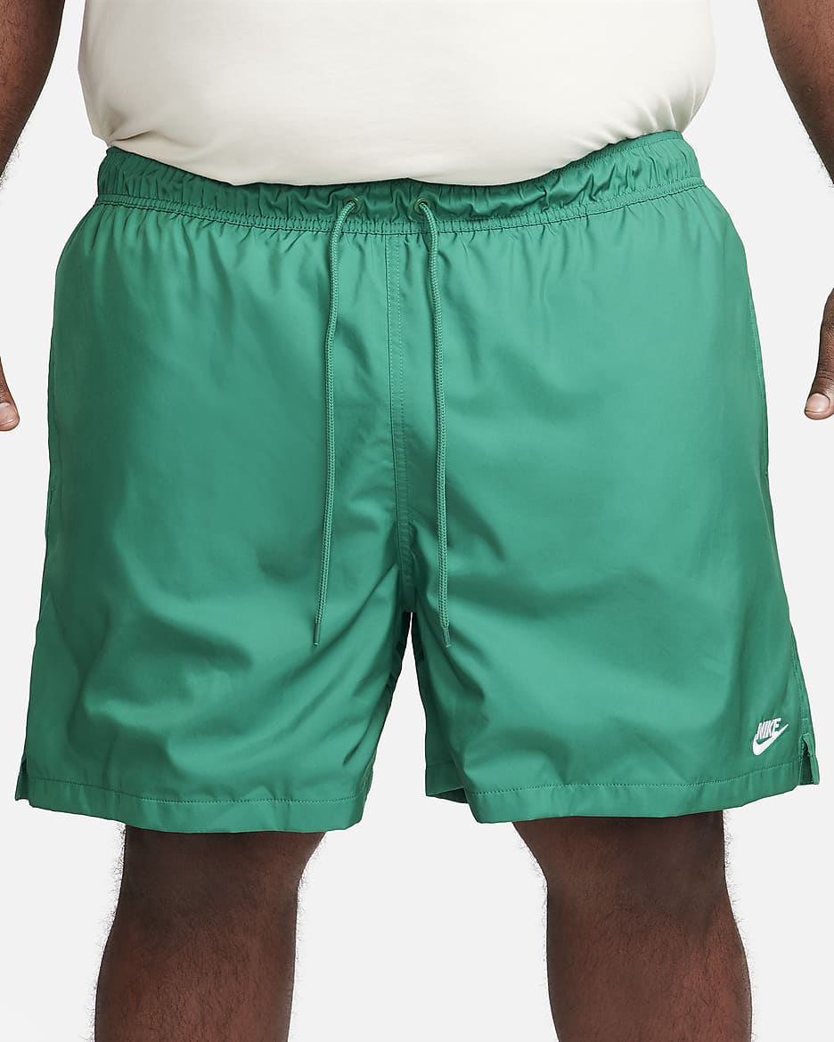 Nike Club Men's Woven Flow Shorts - Malachite/White