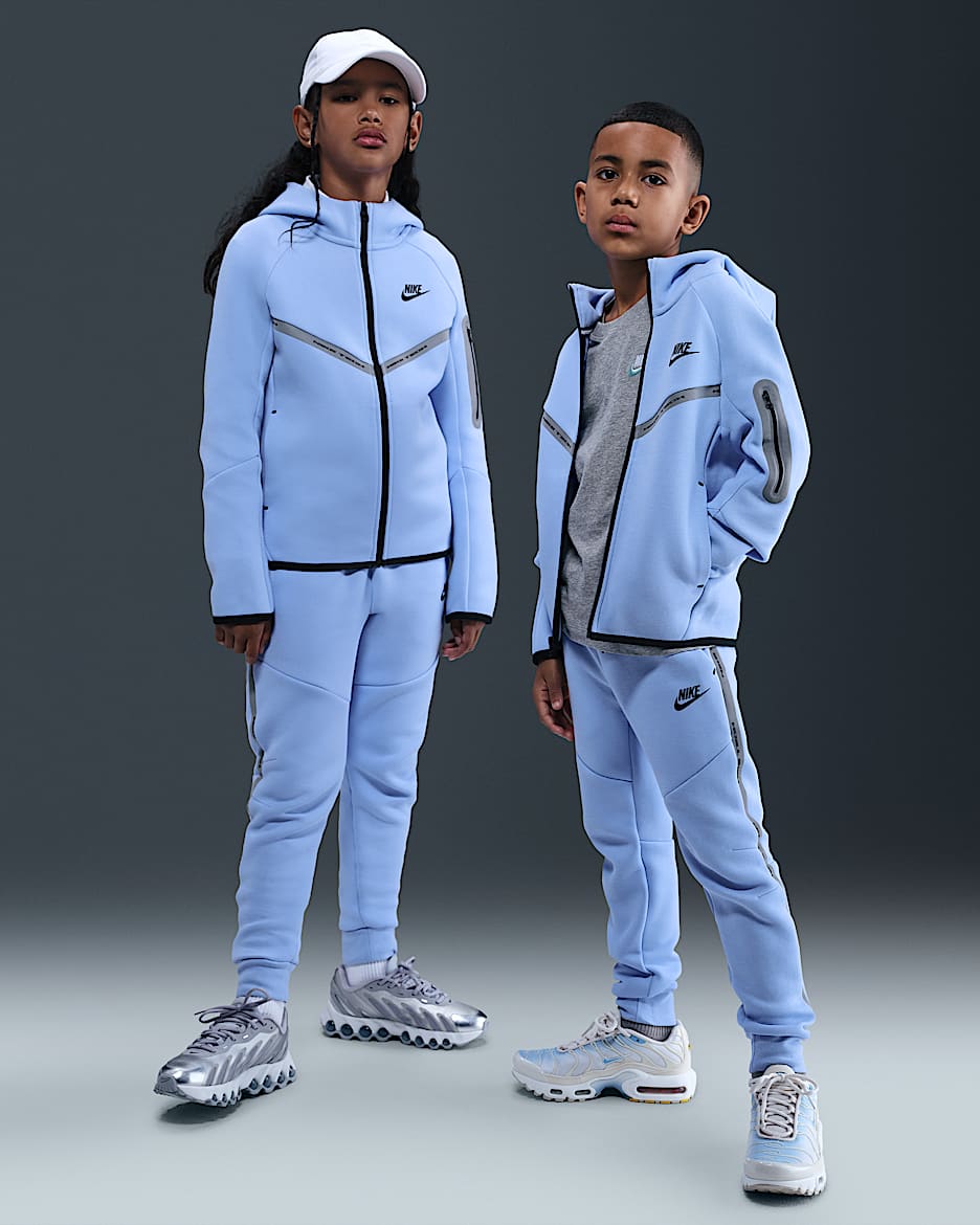 Nike Sportswear Tech Fleece Older Kids' (Boys') Joggers - Aluminium/Black/Black