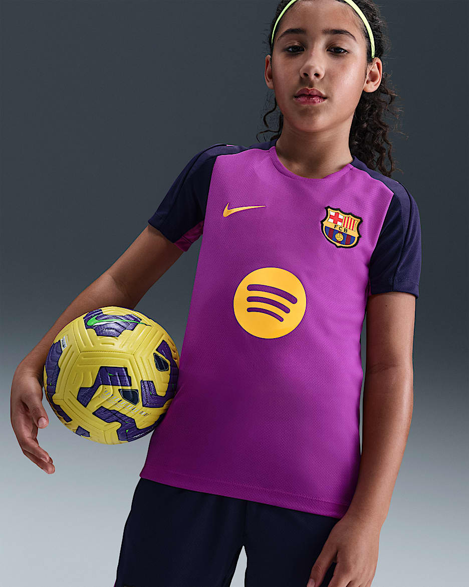 Maglia da calcio a manica corta Nike Dri-FIT FC Barcelona Strike – Ragazzo/a - Vivid Purple/Vivid Purple/Imperial Purple/Midwest Gold