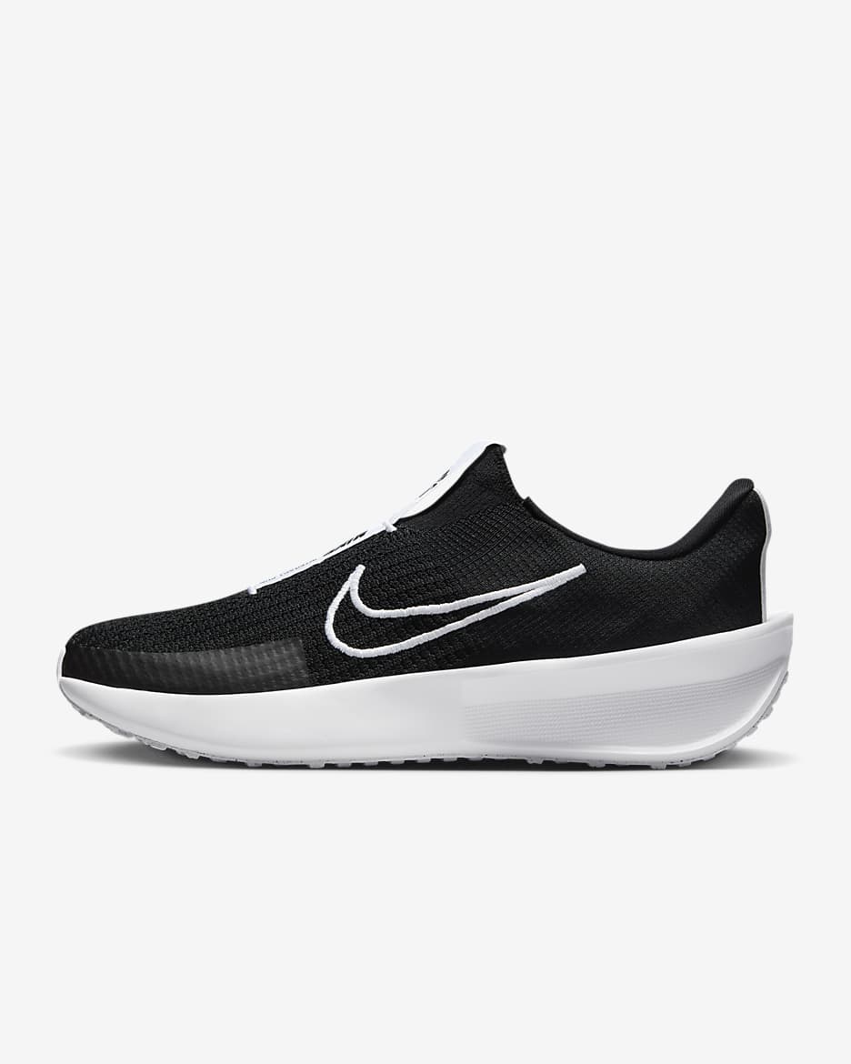Tenis de correr en pavimento para hombre Nike Interact Run EasyOn - Negro/Negro/Blanco