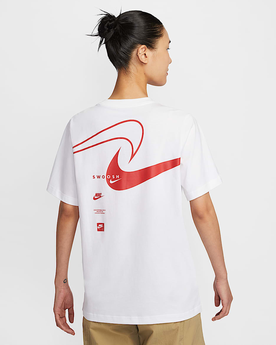 ナイキ スポーツウェア クラブ ウィメンズ ショートスリーブ Tシャツ - ホワイト