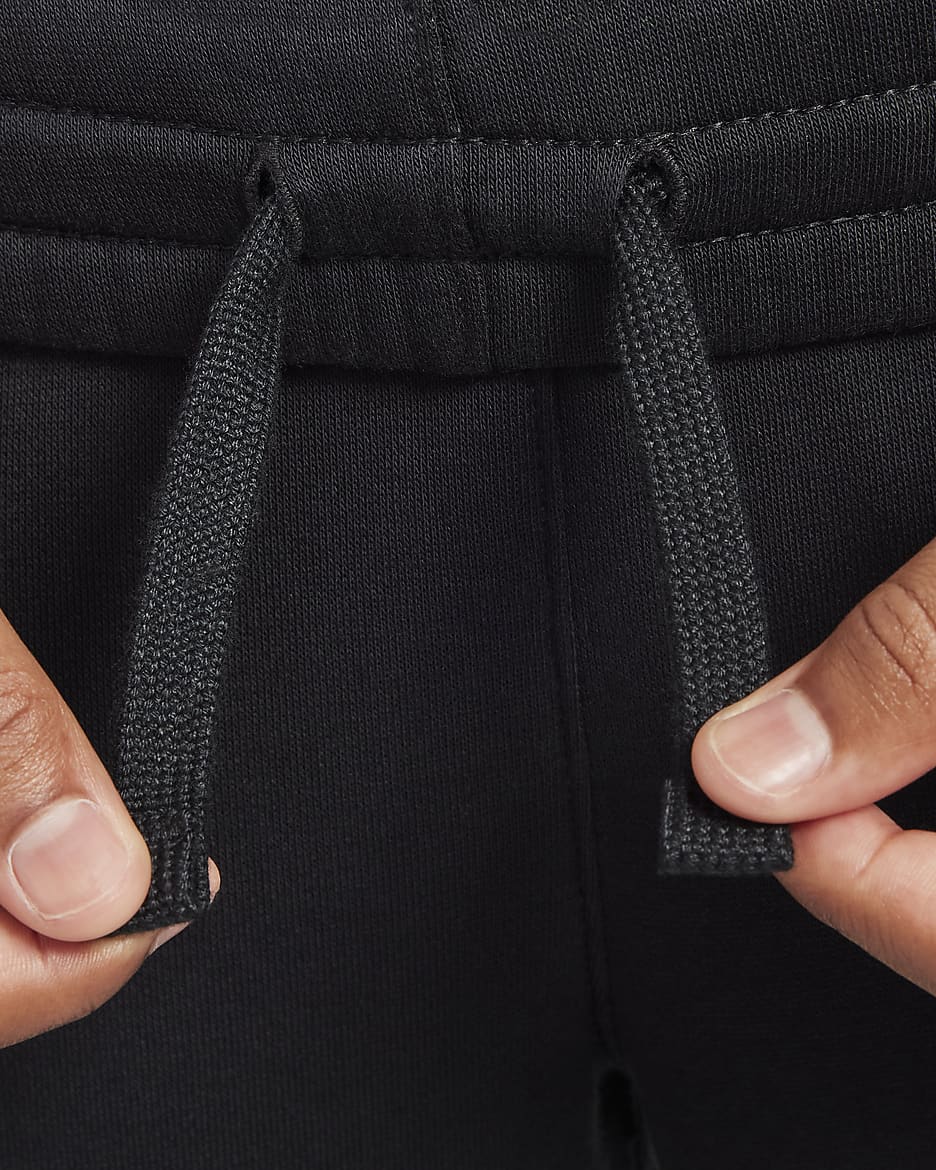 Nike Sportswear Club Fleece Older Kids' Joggers. Nike MY