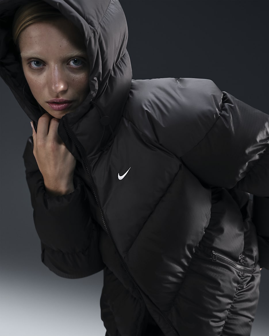 Nike Sportswear Windpuffer Jaqueta ampla Storm-FIT - Dona - Negre/Blanc